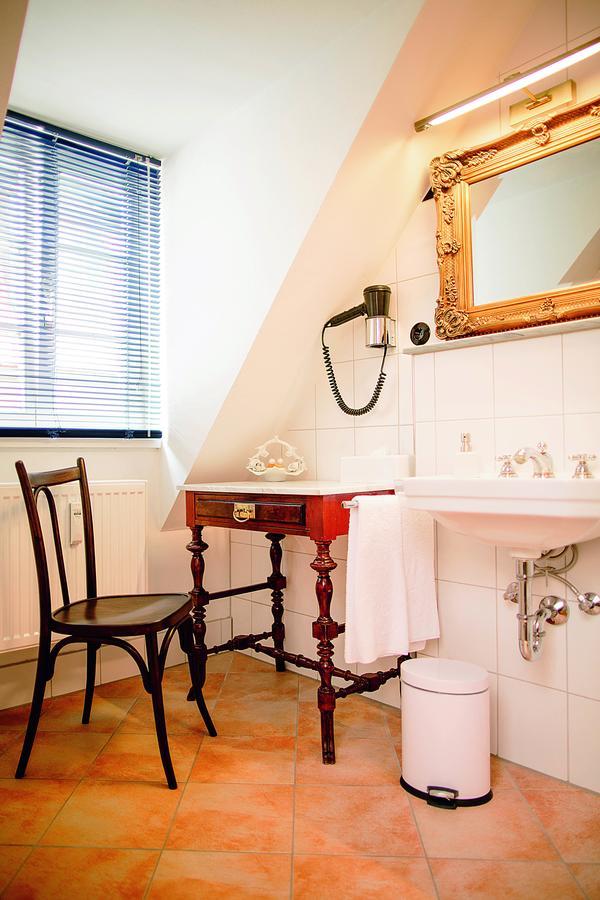 Restaurant Dicker Mann Hotel Zum Blauen Krebs Regensburg Luaran gambar